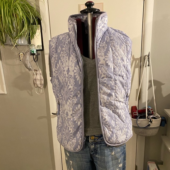 Patagonia, periwinkle blue down vest. Reduced to 50% for this weekend - Picture 2 of 8